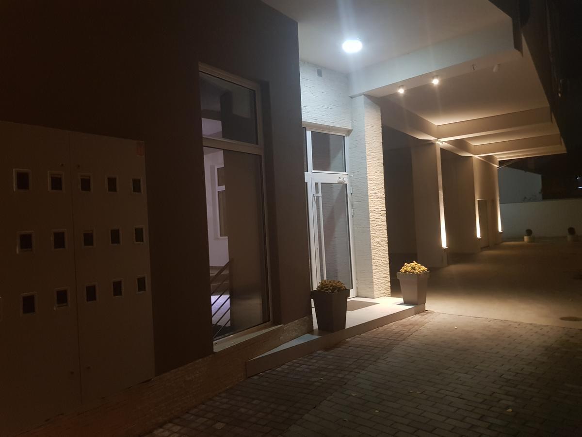 Apartment Lux Lomina Cacak Exterior photo