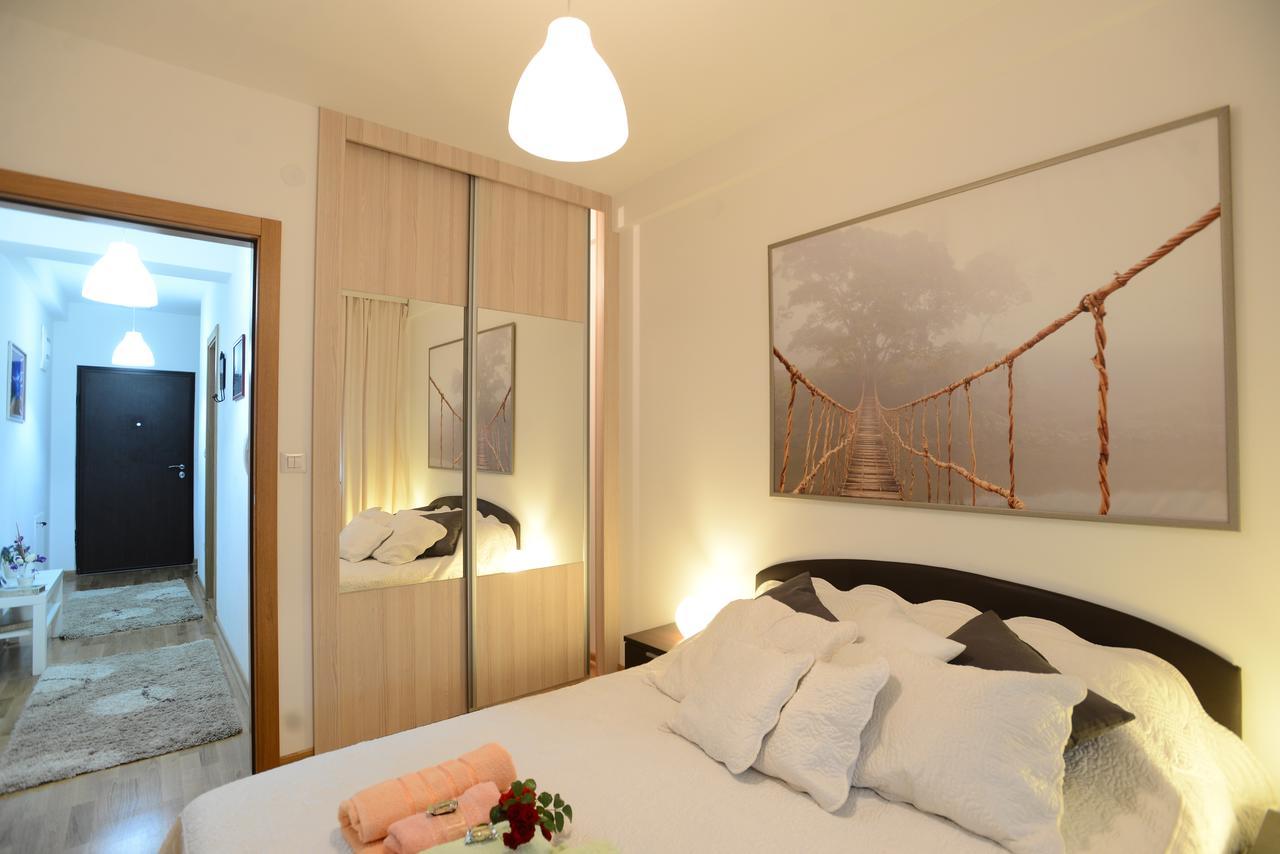 Apartment Lux Lomina Cacak Exterior photo